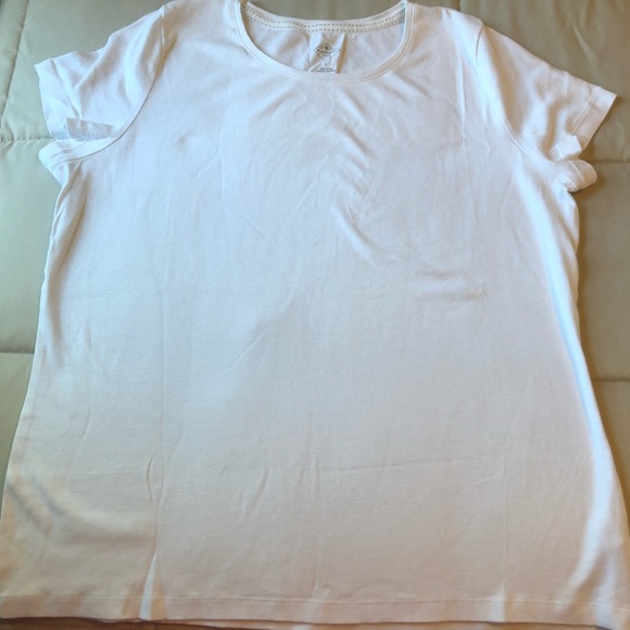 St. John’s Bay large white top - Picture 2 of 3